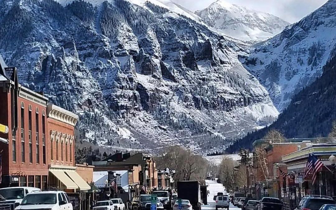 TELLURIDE te espera con todo su encanto! 
Situado en la zona de las famosas Roc…