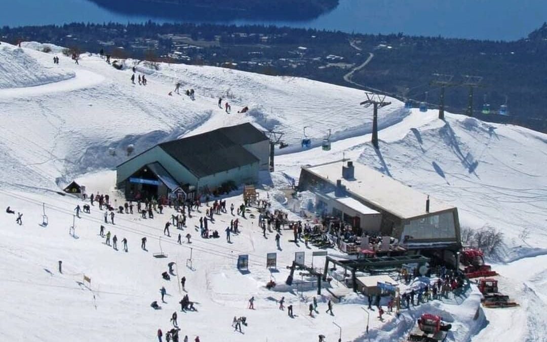 Cerro Catedral 2021
Traslados de llegada y salida 
07 Noches de alojamiento con…